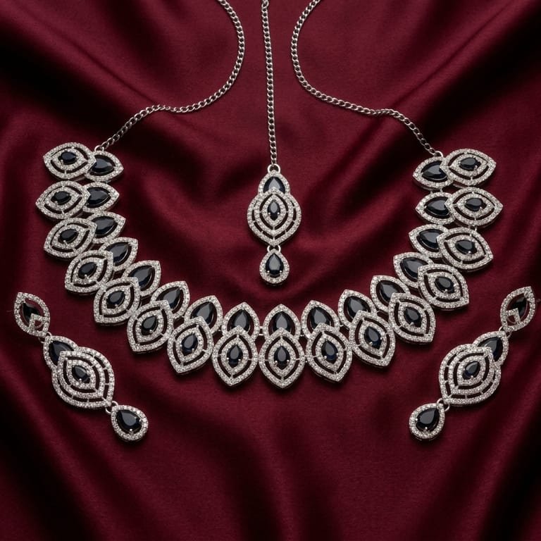 Onyx Glam Necklace Set